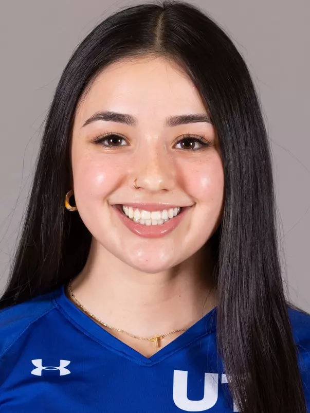 UTA volleyball #3 Alyssa Duran photographed in Arlington, Texas on April 14, 2023. (Photo by/Sharon Ellman)