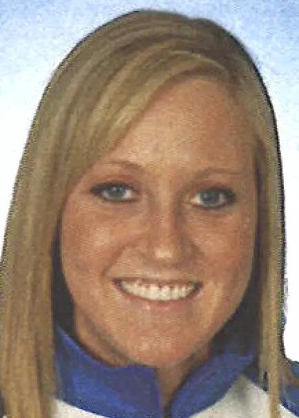 michelle schwartz 2007 volleyball headshot