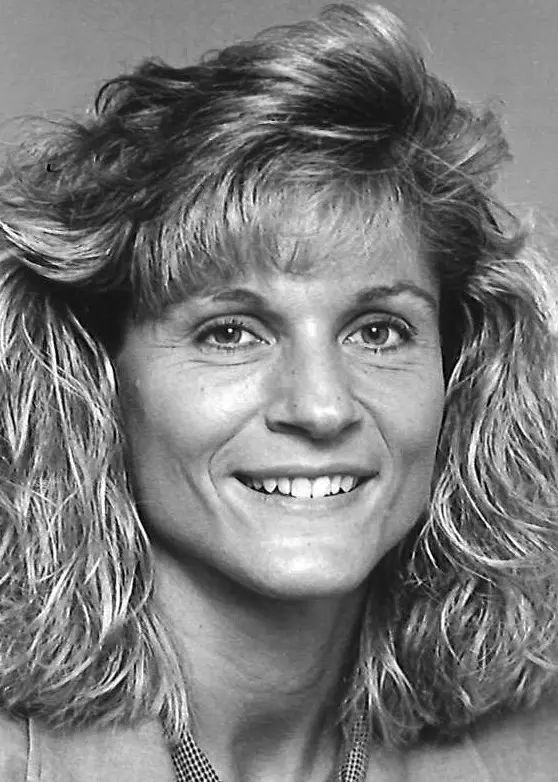 dana boyle 1996 volleyball headshot