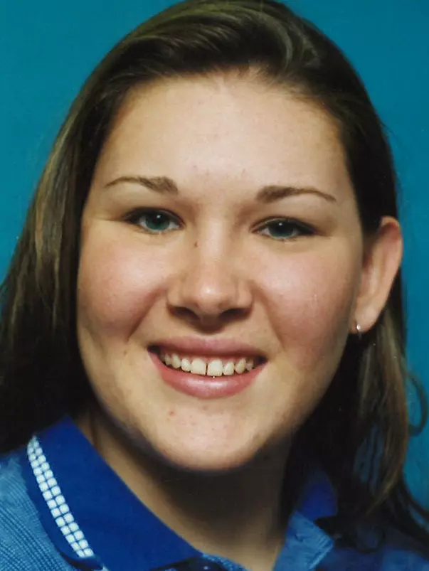 erin clute 2000 volleyball headshot