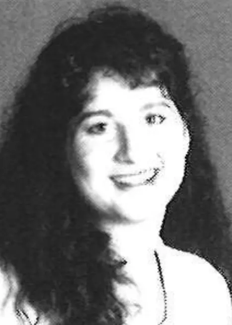 colleen farrell 1992 volleyball headshot