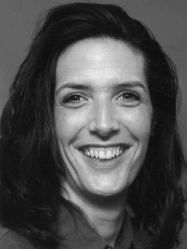 janine smith 1995 volleyball headshot