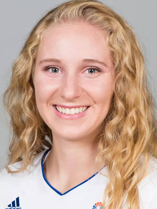 13 madison helt 2016 vb headshot