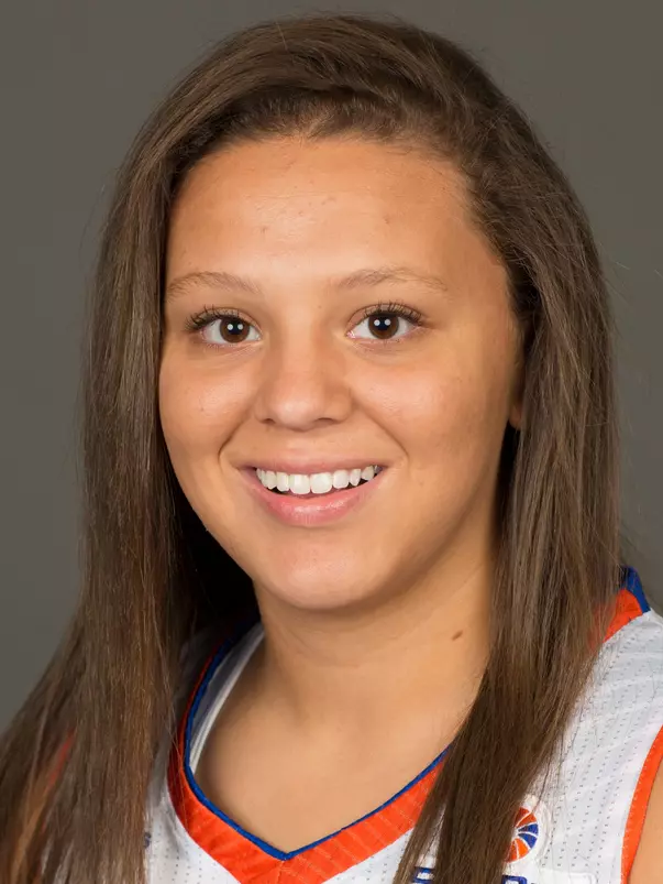 UTA athletics headshots taken at the University of Texas at Arlington in Arlington, Texas on August 25, 2015. (Photo by/Sharon Ellman)