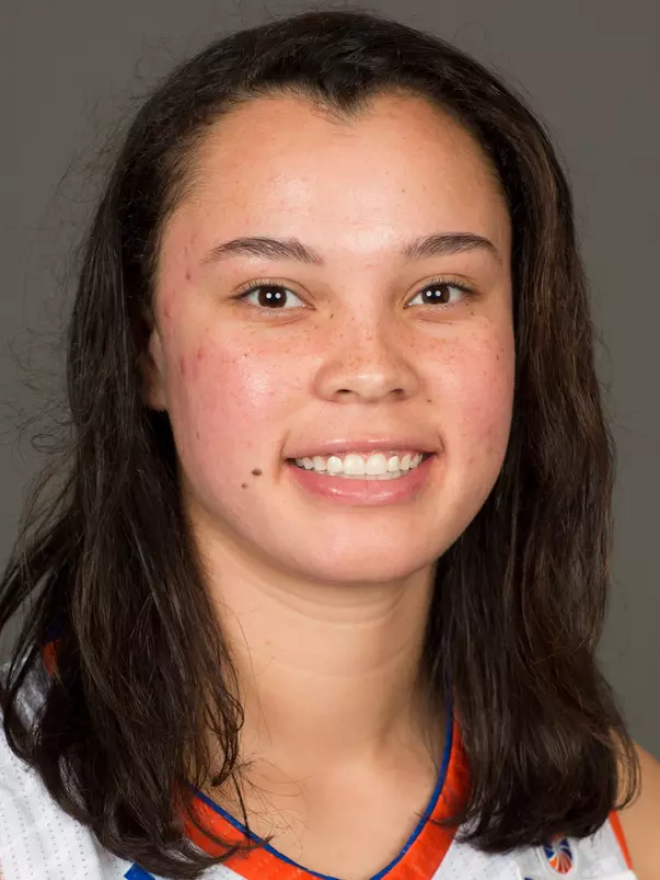 UTA athletics headshots taken at the University of Texas at Arlington in Arlington, Texas on August 25, 2015. (Photo by/Sharon Ellman)