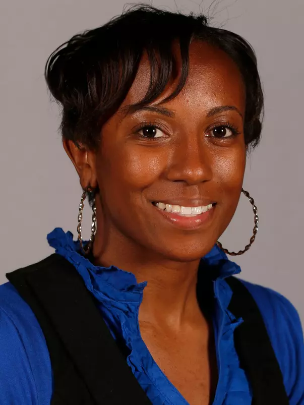 DOBO Courtney Lee 2013-14 WBB