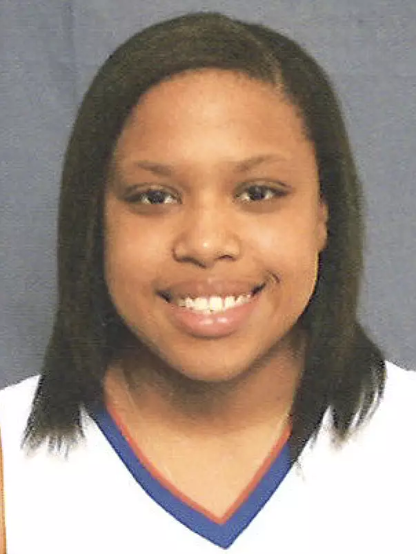01_kiarra_shofner_2008_wbb_headshot