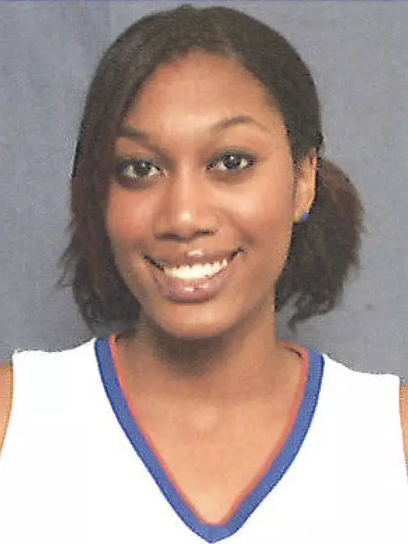 30_kristina_grace_2008_wbb_headshot