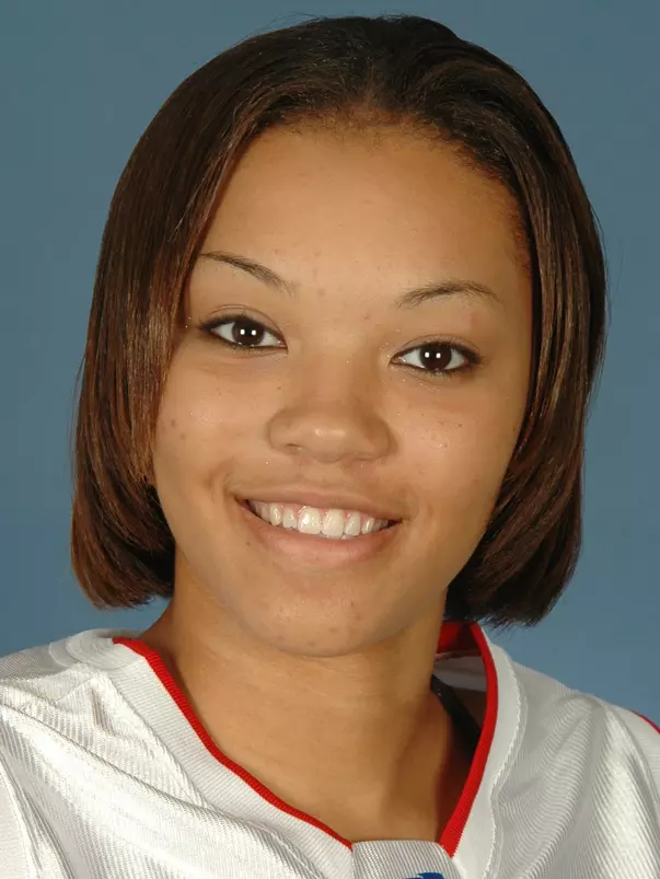 32_Alesheia_White_wbb_headshot