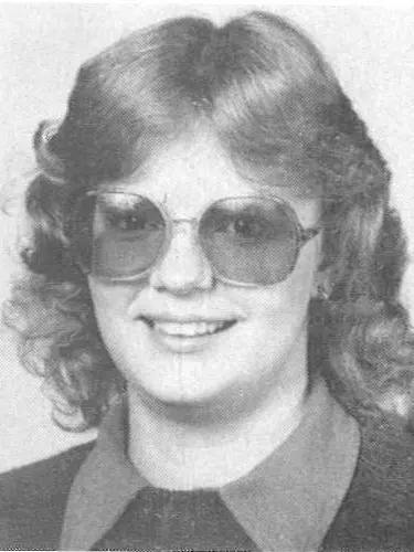 SM_Brenda_Warford_1983-84_WBB_headshot