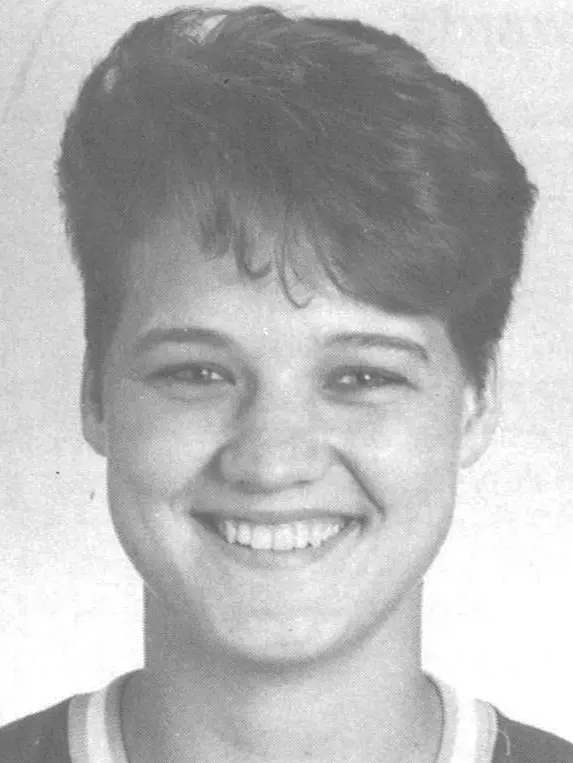 10_Stacy_Campbell_1988-89_WBB_headshot