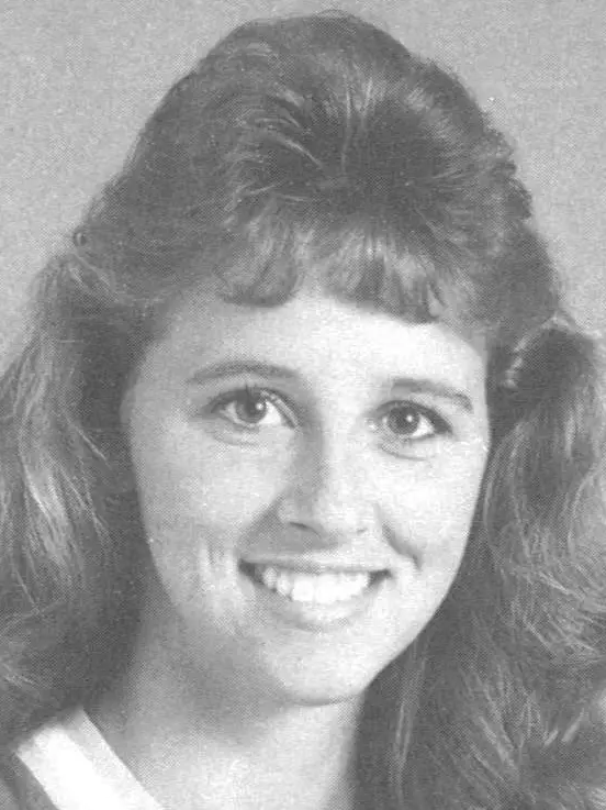11_Laura_Lee_Magness_1989-90_WBB_headshot