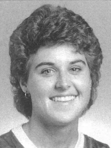 12_Julie_Roewe_1990-91_WBB_headshot