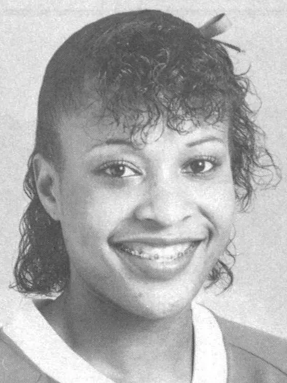 21_Camellia_Bowen_1989-90_WBB_headshot