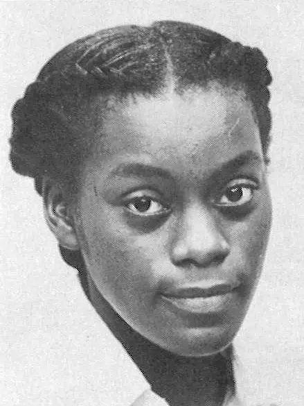 23_Rachel_Daniels_1985-86_WBB_headshot