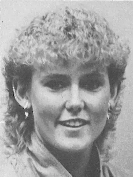 25_Traci_York_1985-86_WBB_headshot
