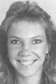 31_Rissa_Thomas_1988-89_WBB_headshot