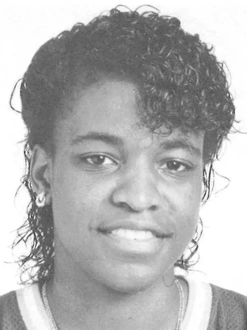 32_Dana_Jackson_1987-88_WBB_headshot