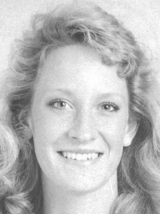 54_Amy_Tollefson_1987-88_WBB_headshot