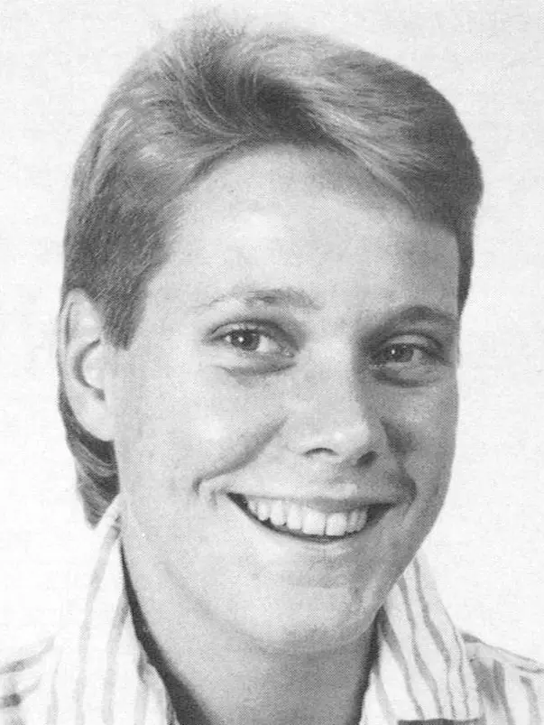 AC_Meg_Penrose_1988-89_WBB_headshot