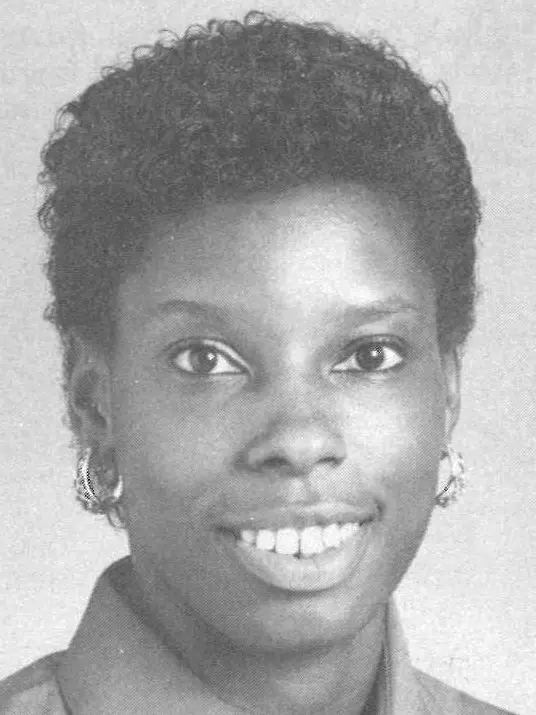 AC_Vanessa_Wells_1989-90_WBB_headshot