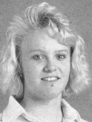 ST_Lisa_Hamric_1989-90_WBB_headshot