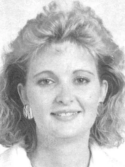 ST_Trinetta_Bowling_1988-89_WBB_headshot