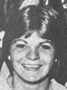 15_Debbie_Knox_1977_VB_headshot