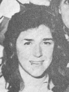 23_Becky_East_1977_VB_headshot