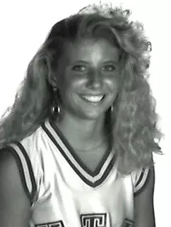 03_tami_kajs_1992-93_WBB_headshot