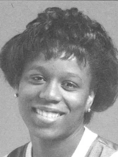 04_Tamara_Zackery_1991-92_WBB_headshot.png
