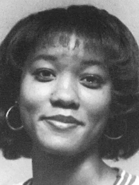 15_Shalonda_Hughes_1994-95_WBB_headshot