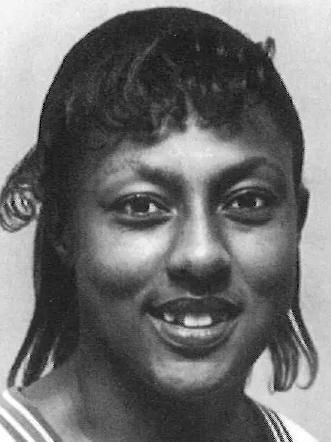 30_Kim_Dowell_1994-95_WBB_headshot