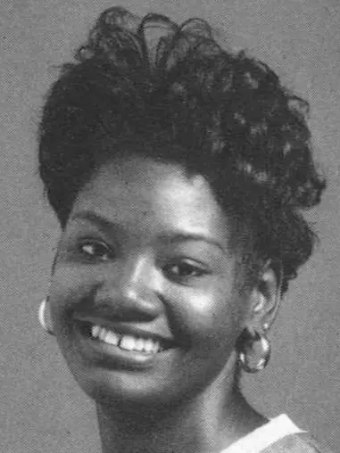 33_Lisa_Walker_1991-92_WBB_headshot