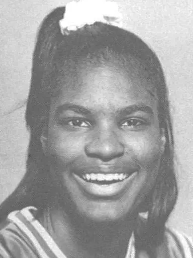 44_Shannon_Spriggs_1993-94_WBB_headshot