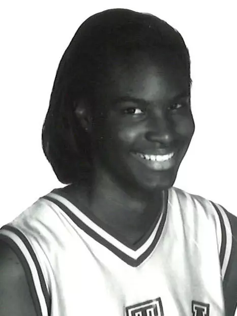 44_shannon_spriggs_1992-93_WBB_headshot