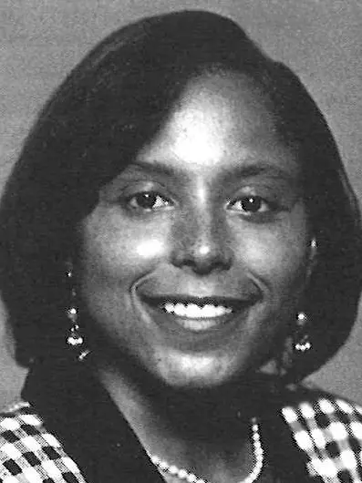 AC_Tuonisia_Turner_1995-96_WBB_headshot