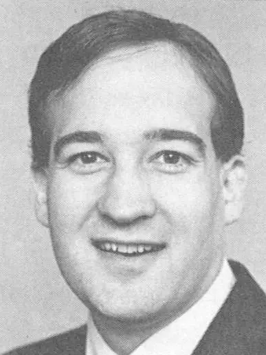 HC_Mike_Dean_1993-94_WBB_headshot