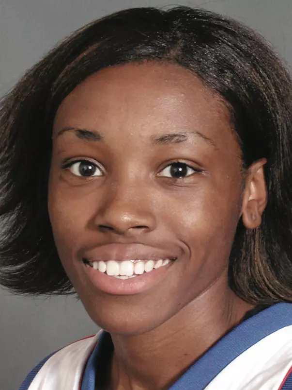 22_Terra_Wallace_2003-04_WBB_headshot