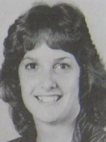 11_Allison_Gray_1982-83_WBB_headshot