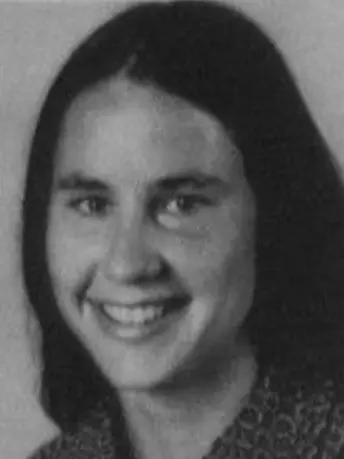 20_Nancy_Bowden_1982-83_WBB_headshot