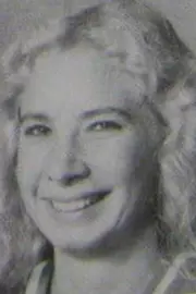 30_Vesta_Scott_1982-83_WBB_headshot
