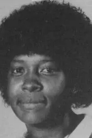 32_Penny_Curry_1982-83_WBB_headshot