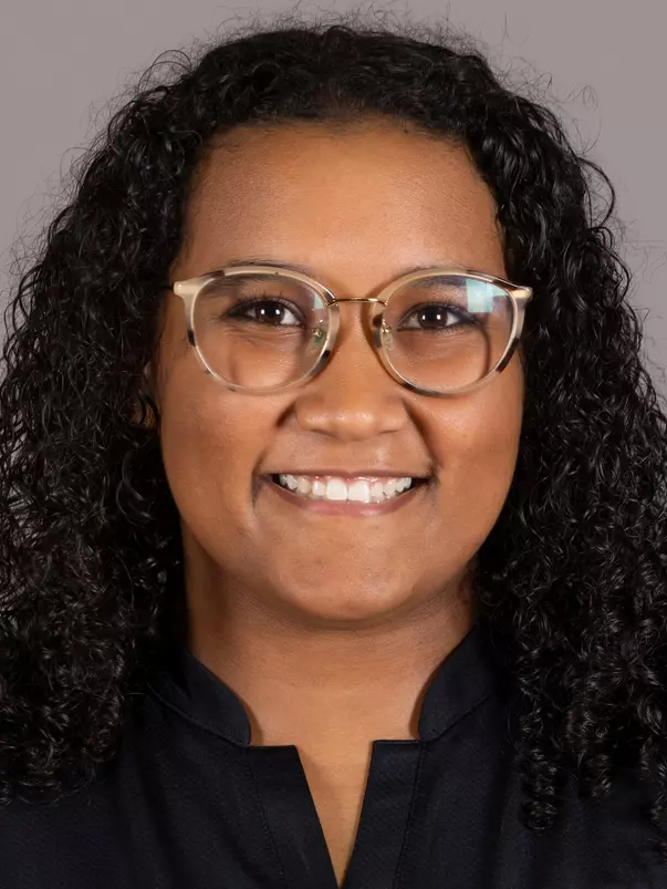 Amyrah Lee 2023 volleyball headshot