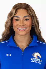 arieanna mcpeak 25-26 track headshot