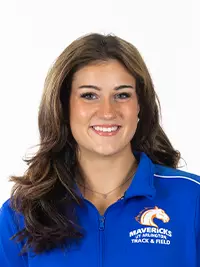 grace bettencourt 25-26 track headshot