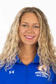 heidi schulten 25-26 track headshot