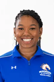 khya walton-ravenell 25-26 track headshot