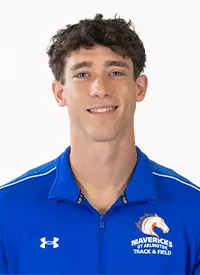 levi bontke headshot 25-26