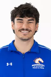 riley cronin headshot 25-26